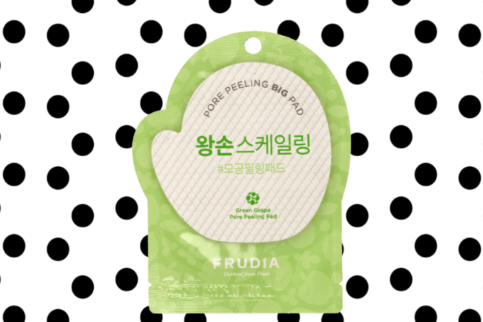 płatek złuszczający w formie rękawicy od Frudia, No PoreBlem, Green Grape Pore Peeling Big Pad