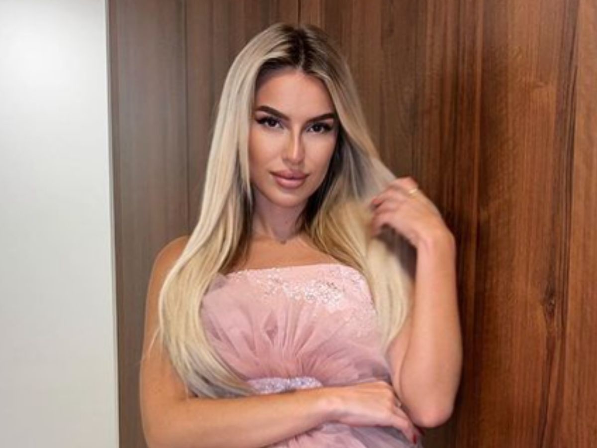 Hotel Paradise: Wiktoria pokazała się bez doczepów5