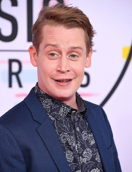 Macaulay Culkin grał rolę kultowego Kevina, dzisiaj wygląda zupełnie inaczej. Aktor wyszedł na prostą po uzależnieniach