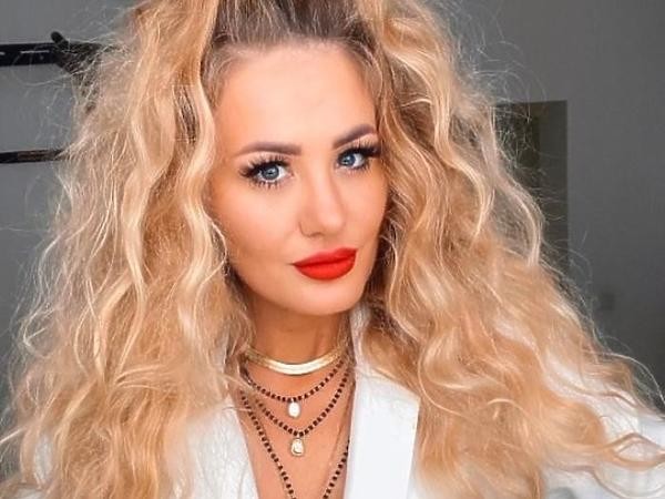 Ewa Mrozowska z „Gogglebox” i jej syn w takich samych stylizacjach. Najnowszy post gwiazdy TTV zelektryzował fanów