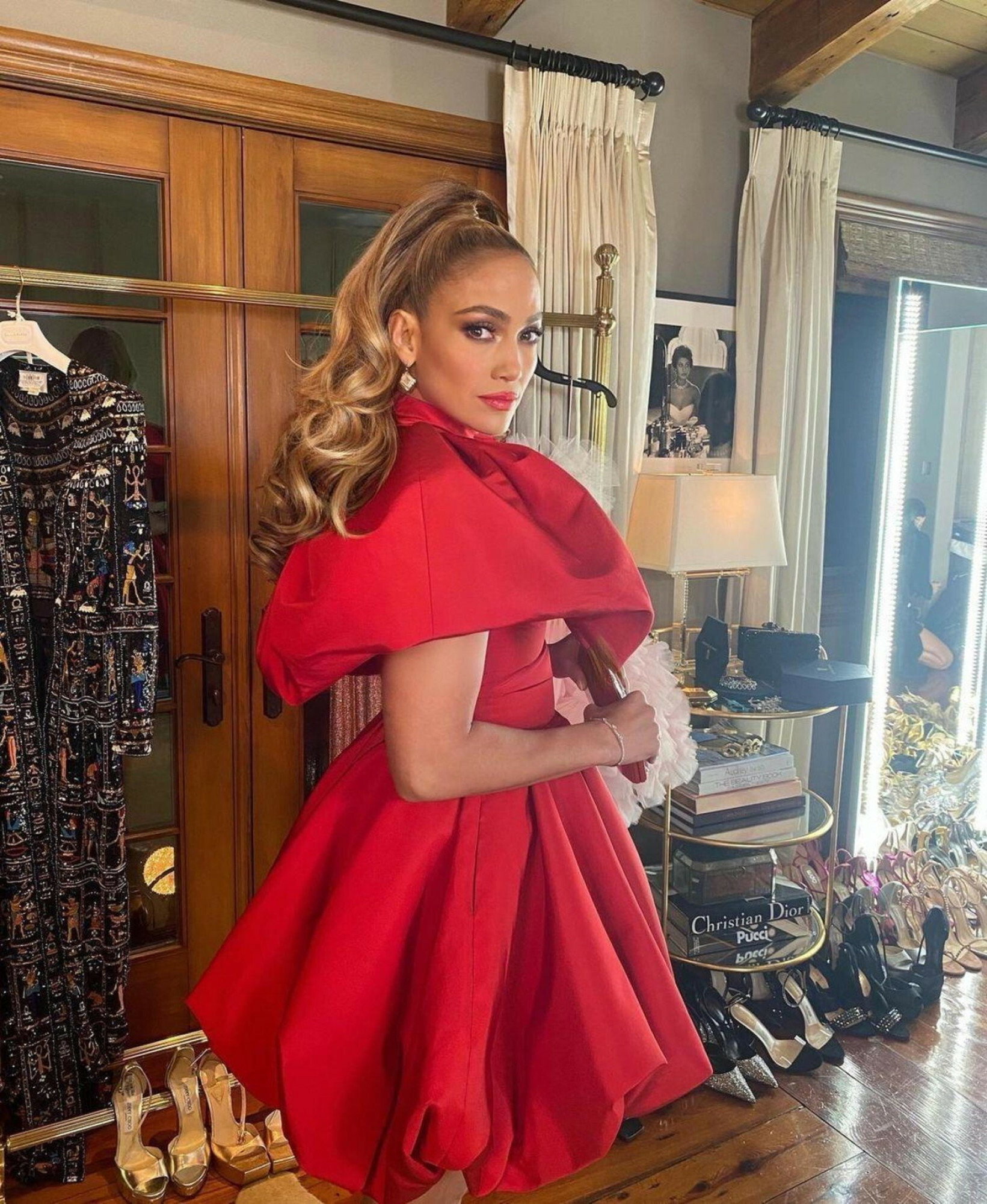 Jennifer Lopez - modna fryzura na sylwestra