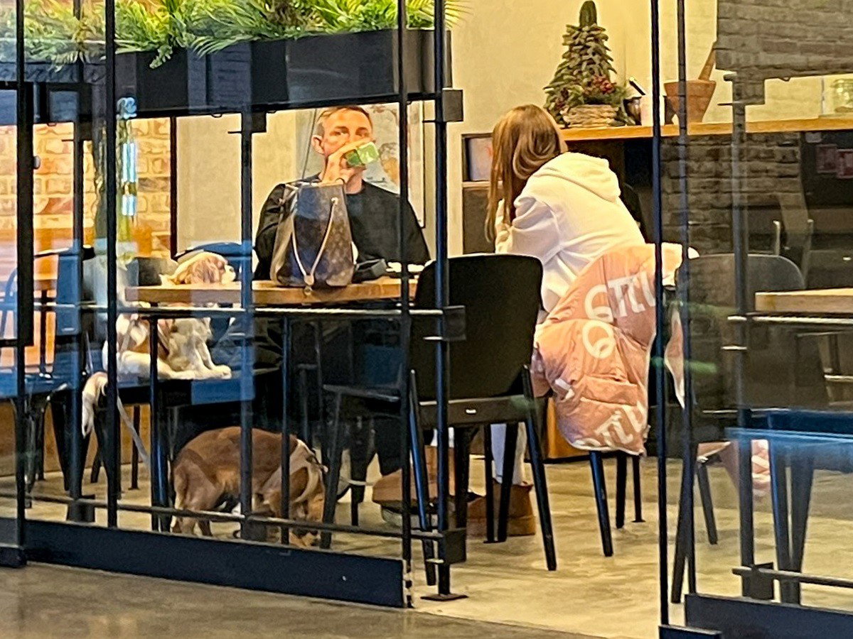 Jakub Rzeźniczak i Paulina Nowicka z psami