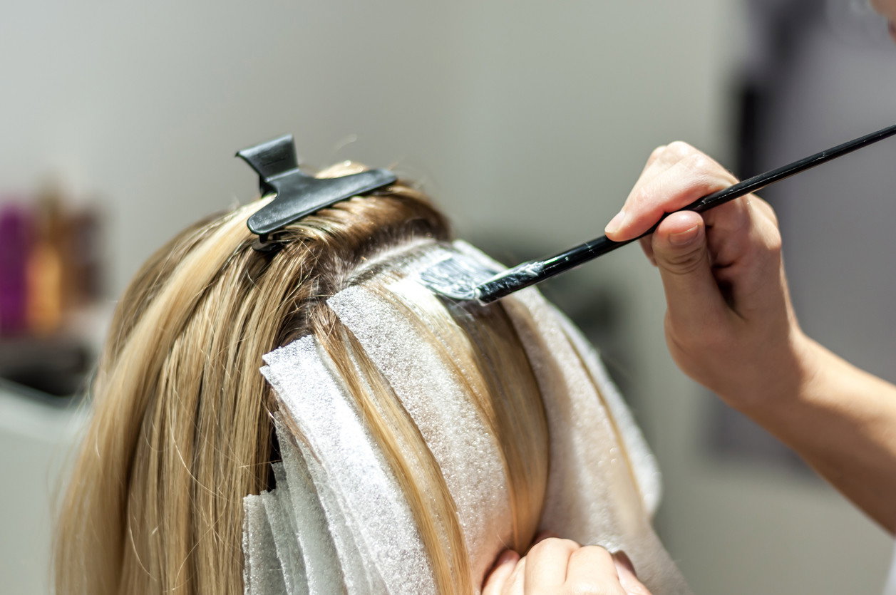 Tiramisu Hair to modny kolor włosów na zimę 2023