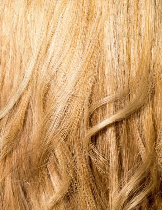 żółty blond
