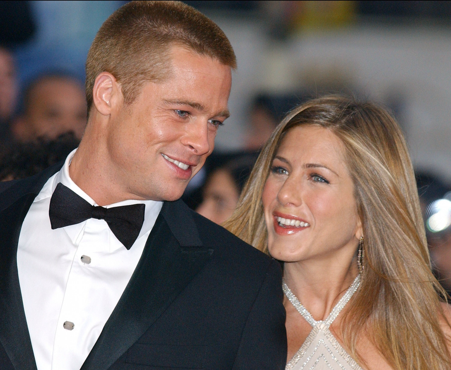 Jennifer Aniston jest w ciąży z bliźniakami?