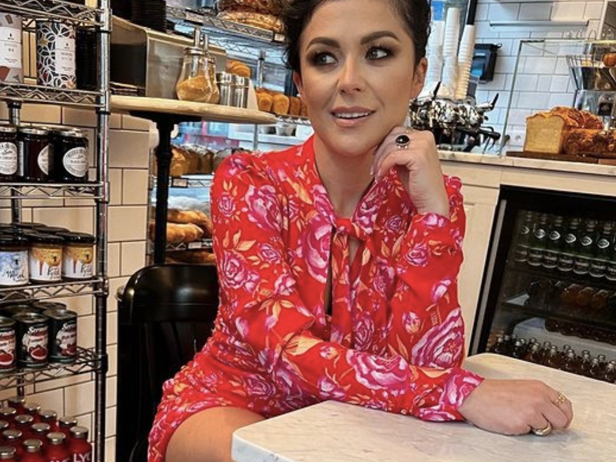 Kasia Cichopek w seksownej sukience na wiosnę za 78 zł!Ten dekolt podkreśla biust