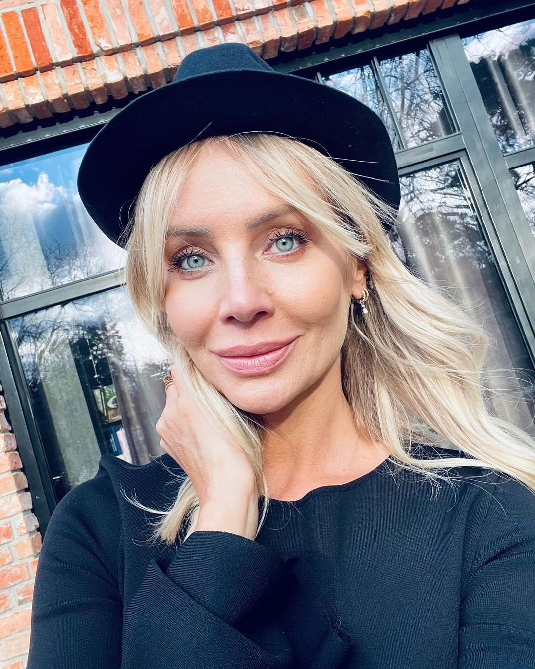 modne spodnie wide leg - Agnieszka Woźniak Starak