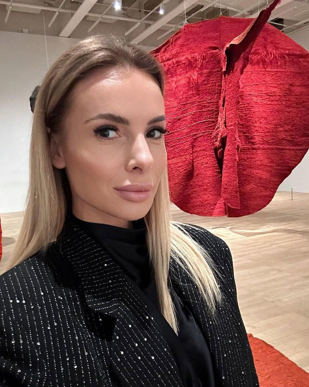 Kolorowe paznokcie w stylu Izabeli Janachowskiej