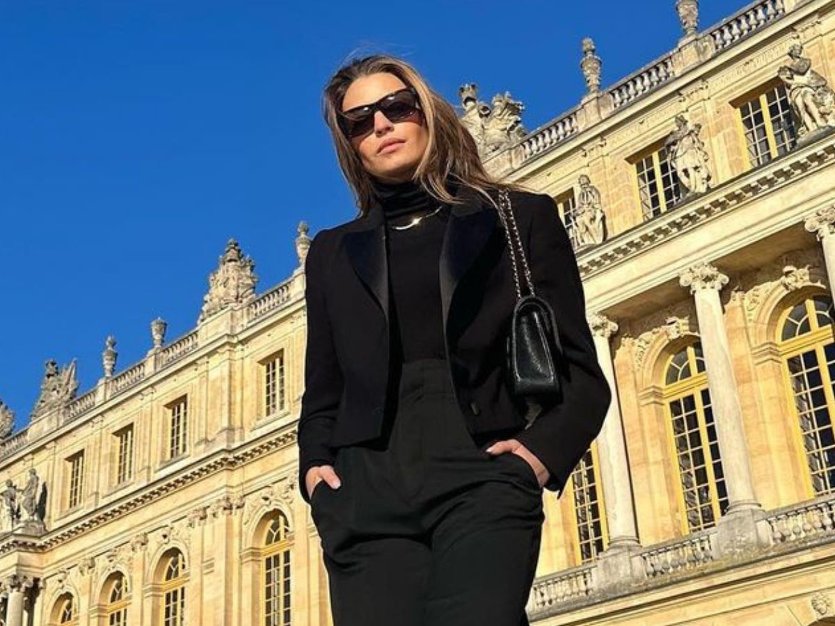 Czarne eleganckie spodnie w stylu Julii Wieniawy