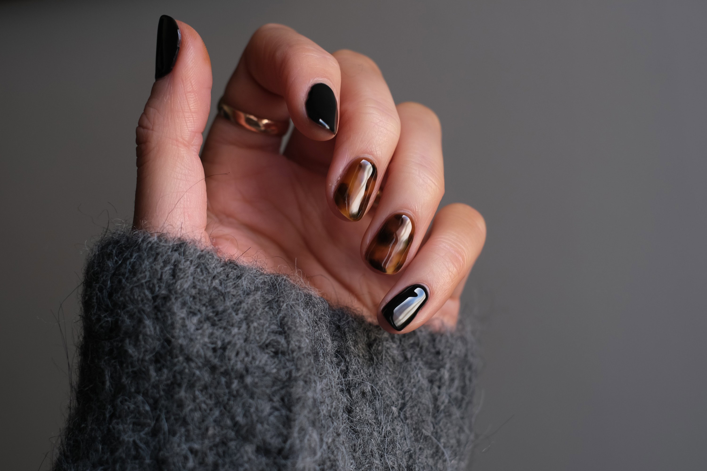 bryony-elena-KZKbGgQPCtU-unsplash