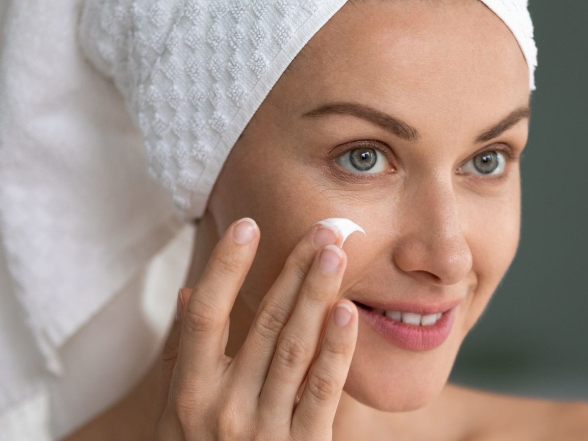 Kojące serum do twarzy Your REPAIR z witaminą C your kaya