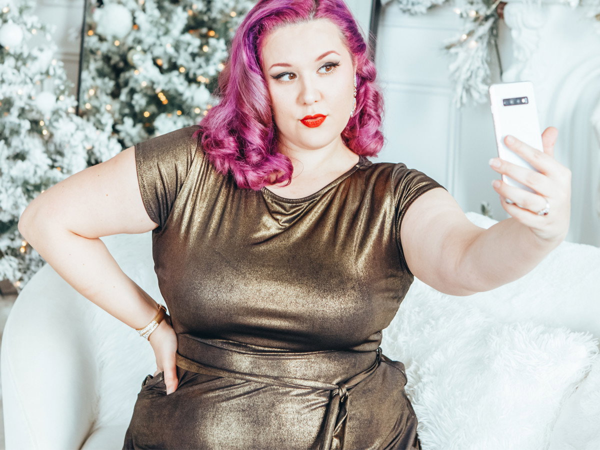 Wystrzałowe sukienki plus size na studniówkę i karnawał