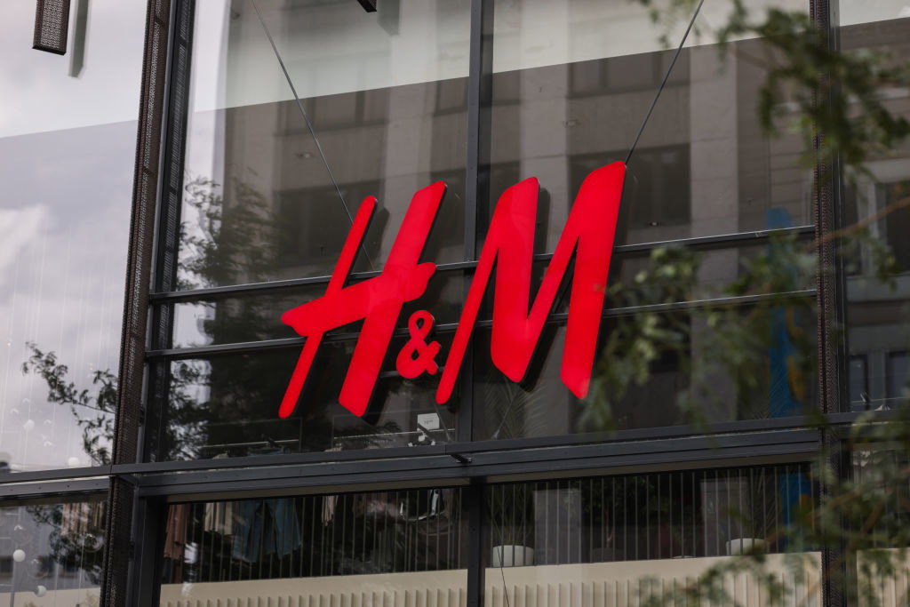 Viralowe buty na lato 2023 z H&amp;M