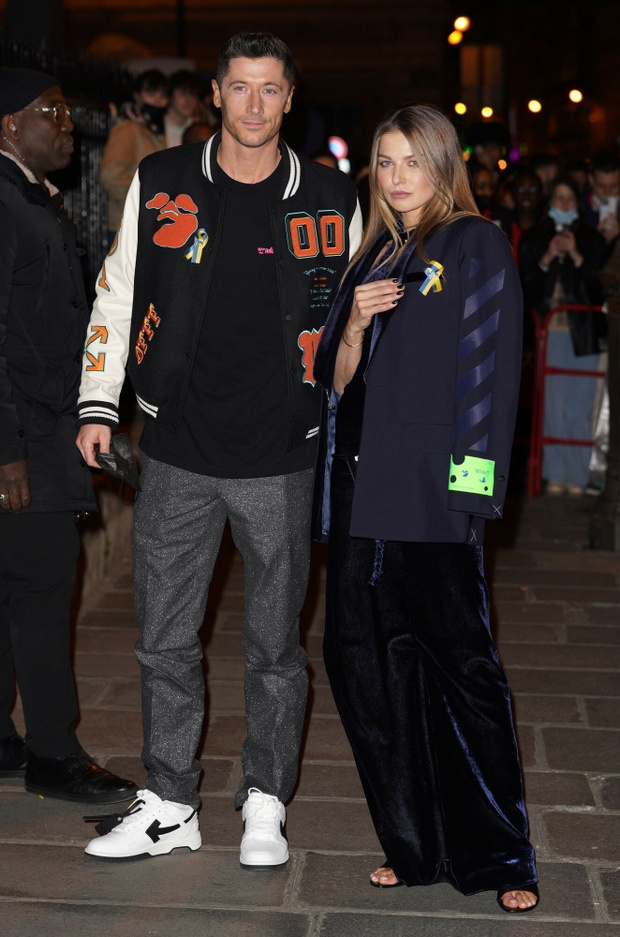 Anna i Robert Lewandowscy na pokazie Off-White w Pary?u