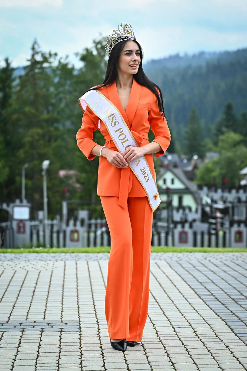 Miss Polonia 2023 została 26-letnia Ewa Jakubiec