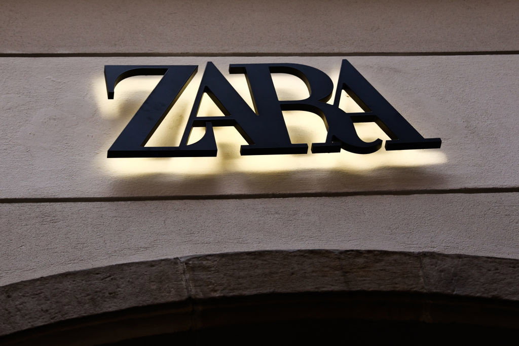 Zara - nylonowa kurtka przeciwdeszczowa
