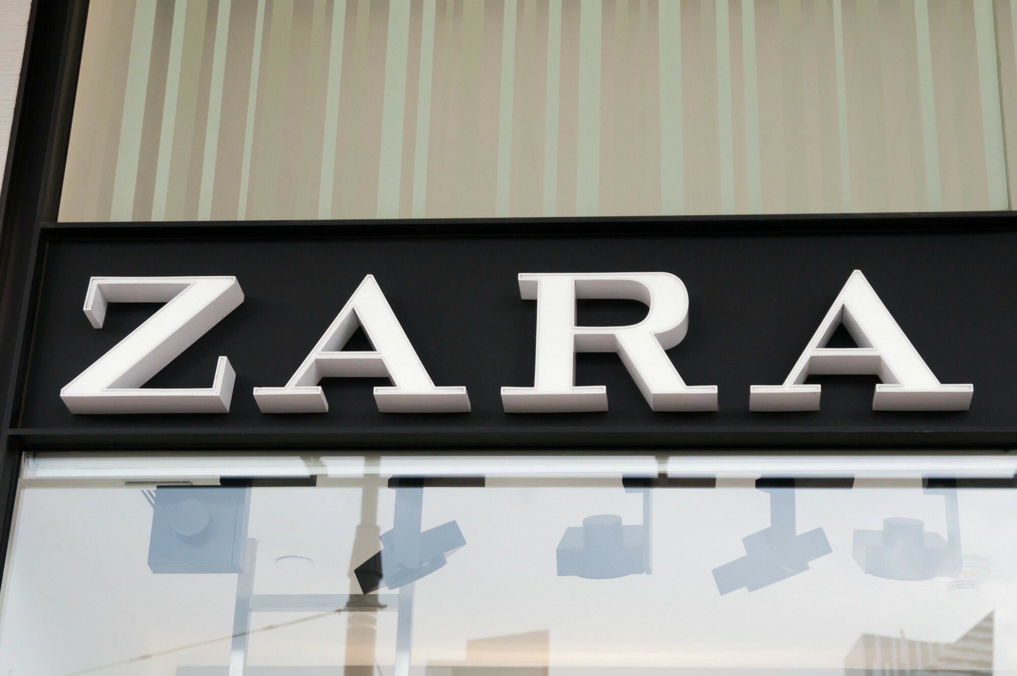 Zara - sukienka na wiosnę