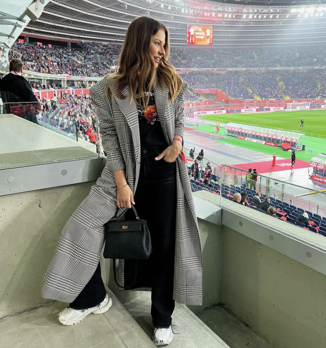 Anna Lewandowska z modną torebką na wiosnę 2022