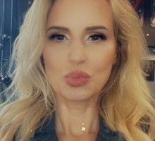 Dominika Tajner