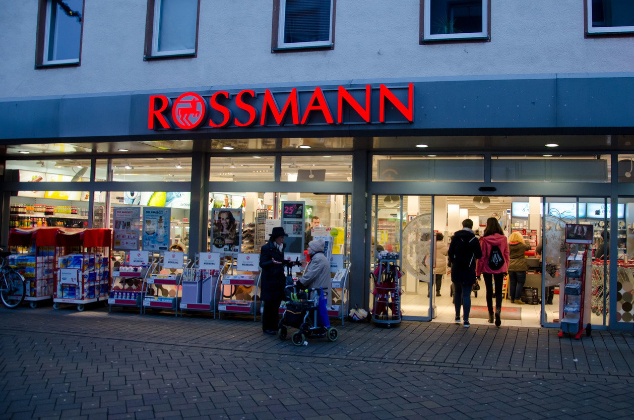 Rossmann - saszetka za 3 zł do blondu