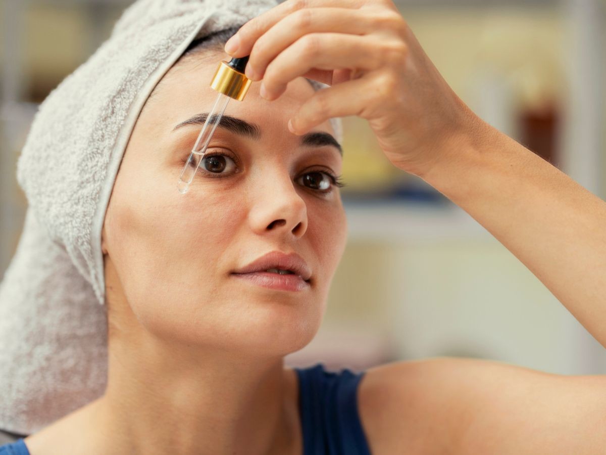 Serum o potrójnym działaniu DermoPure Eucerin