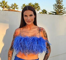 Karolina Gilon pozuje na Instagramie w skąpym bikini