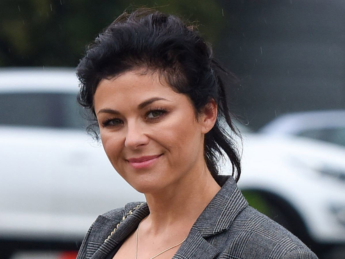 Katarzyna Cichopek w jesiennej stylizacji z niebotycznie drogą torebką. Spójrzcie też na te buty3