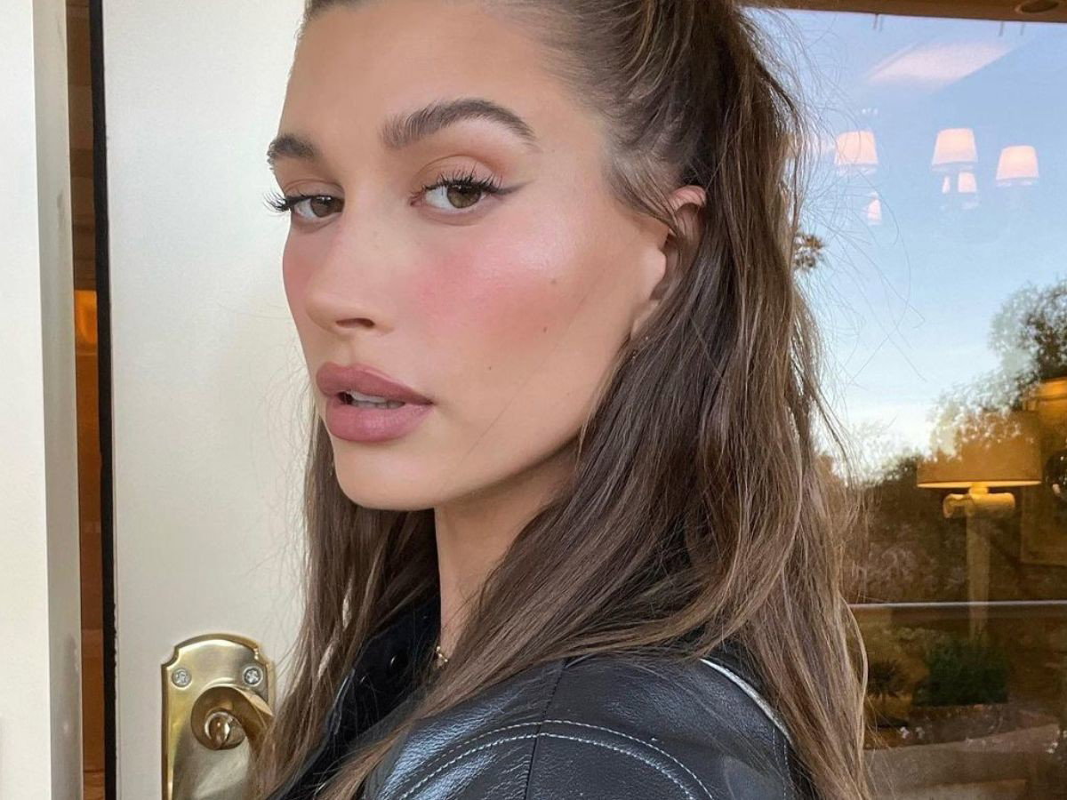 Hailey Bieber