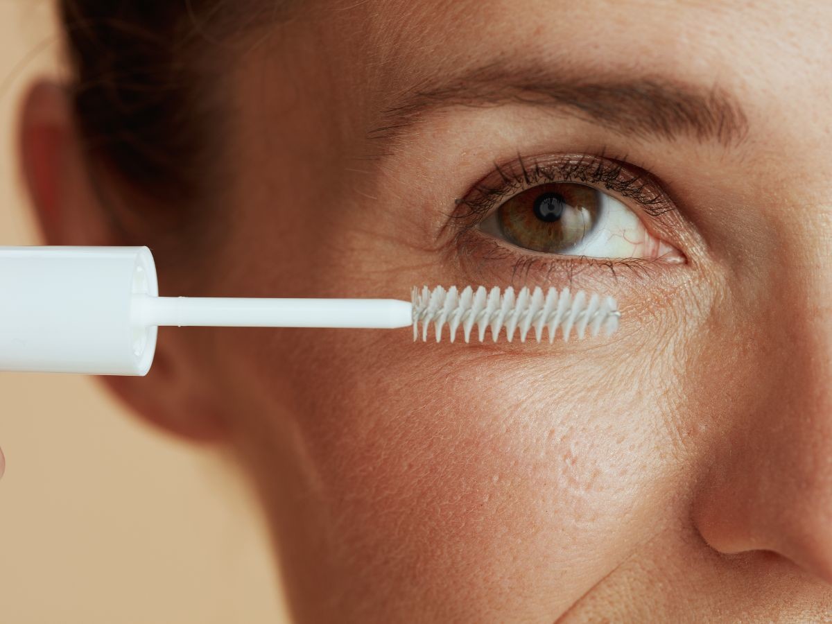 Multipeptydowe serum na porost rzęs i brwi