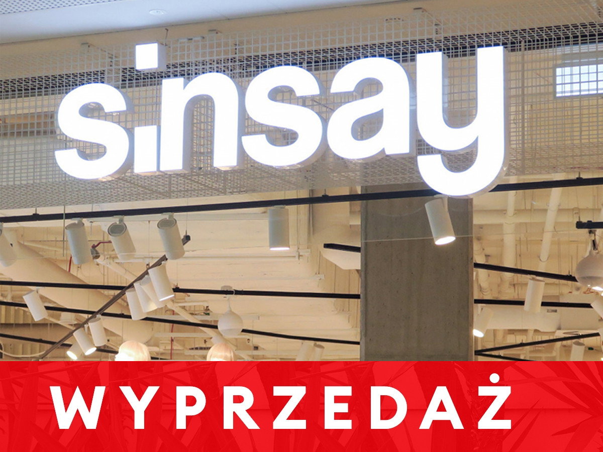 Sukienki Sinsay kosztują 19 zł, a wyglądają jak modele Valentino za 2 tys. Podkreślają figurę i maskują brzuszek