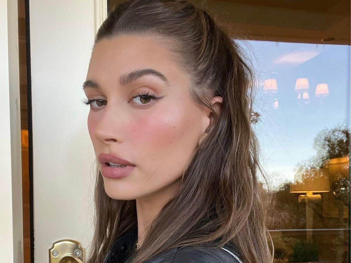 Hailey Bieber