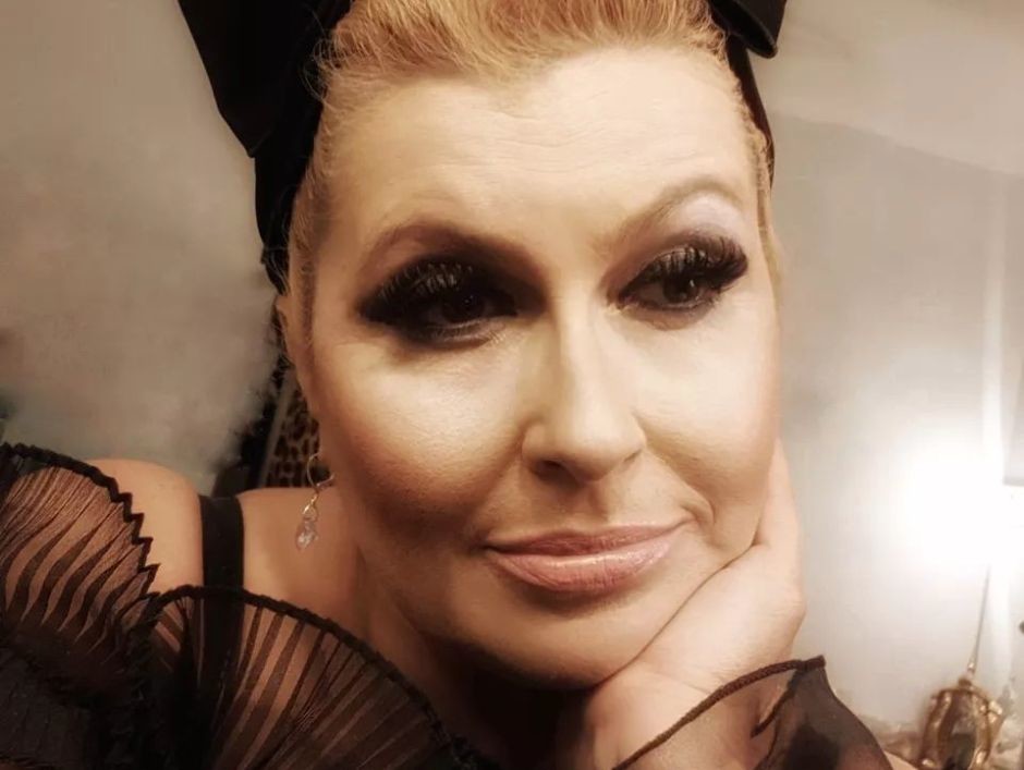 Katarzyna Skrzynecka w żałobie