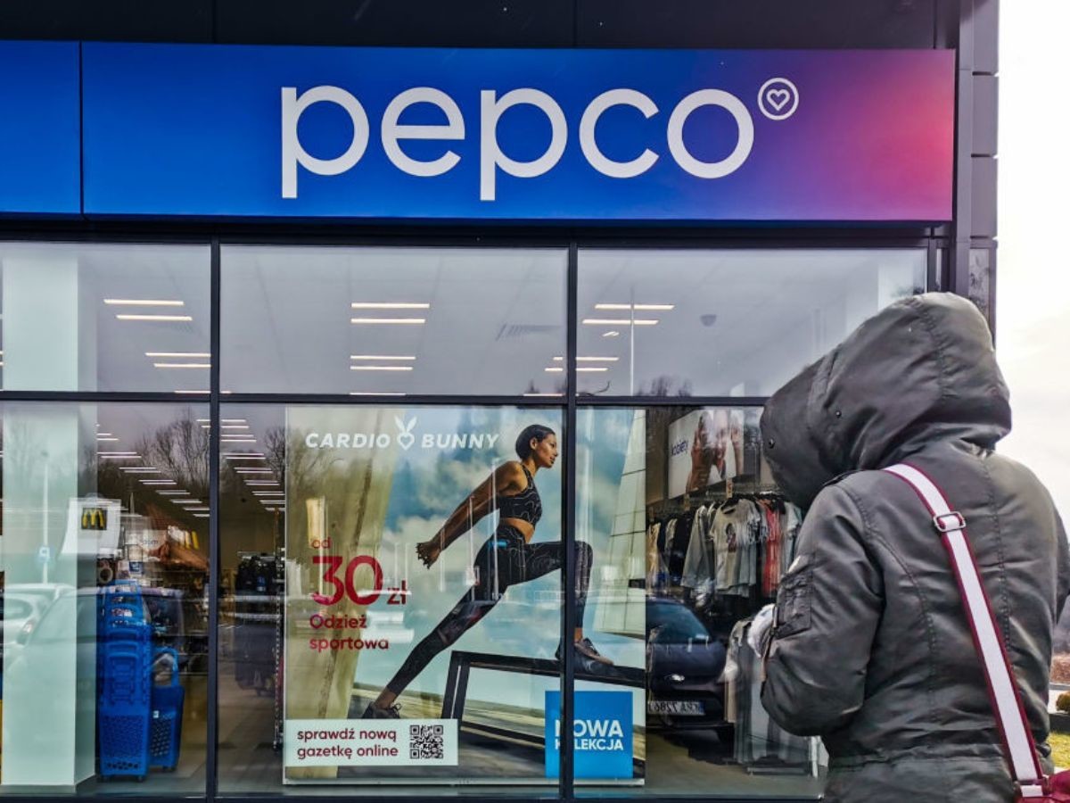Ażurowy sweter damski z Pepco