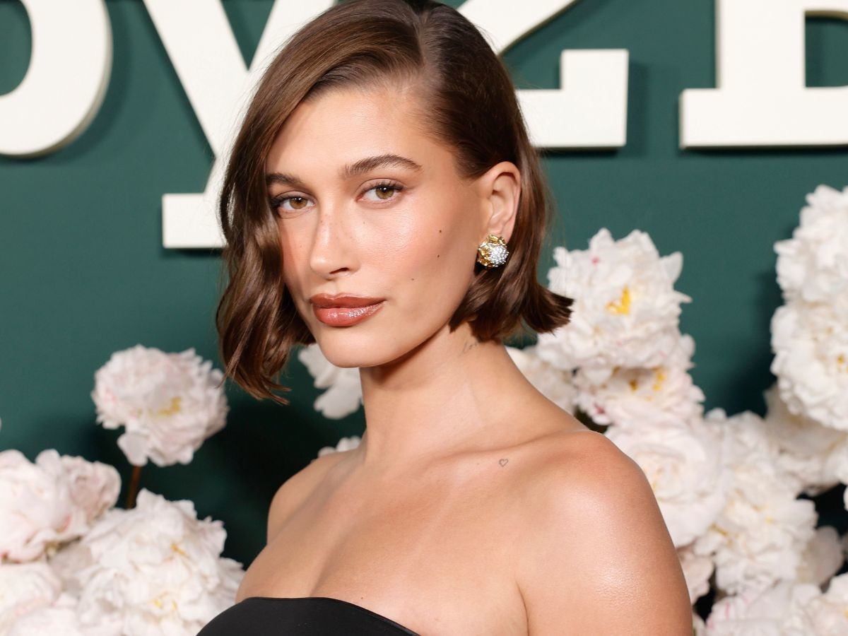Modne paznokcie w stylu Hailey Bieber na zimę 2023