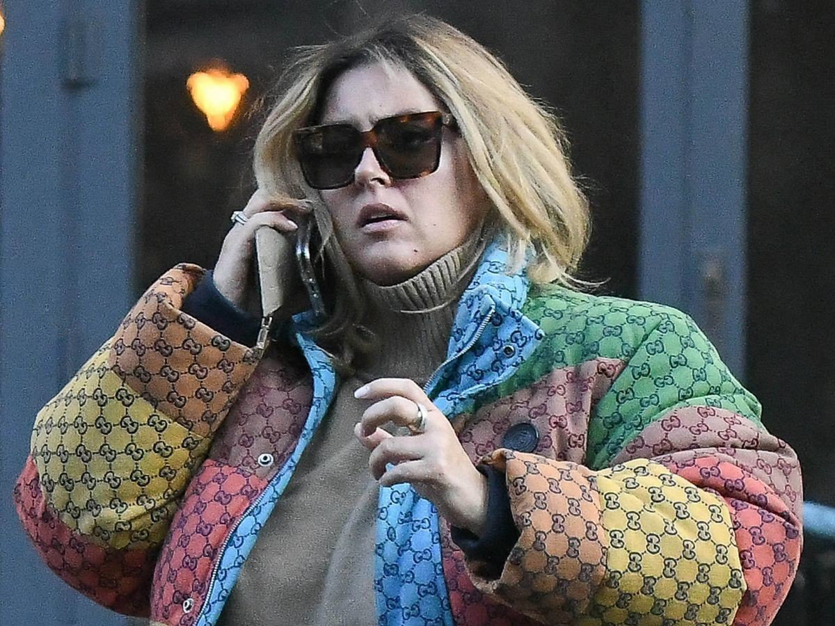Karolina Szostak na zdjęciach paparazzi