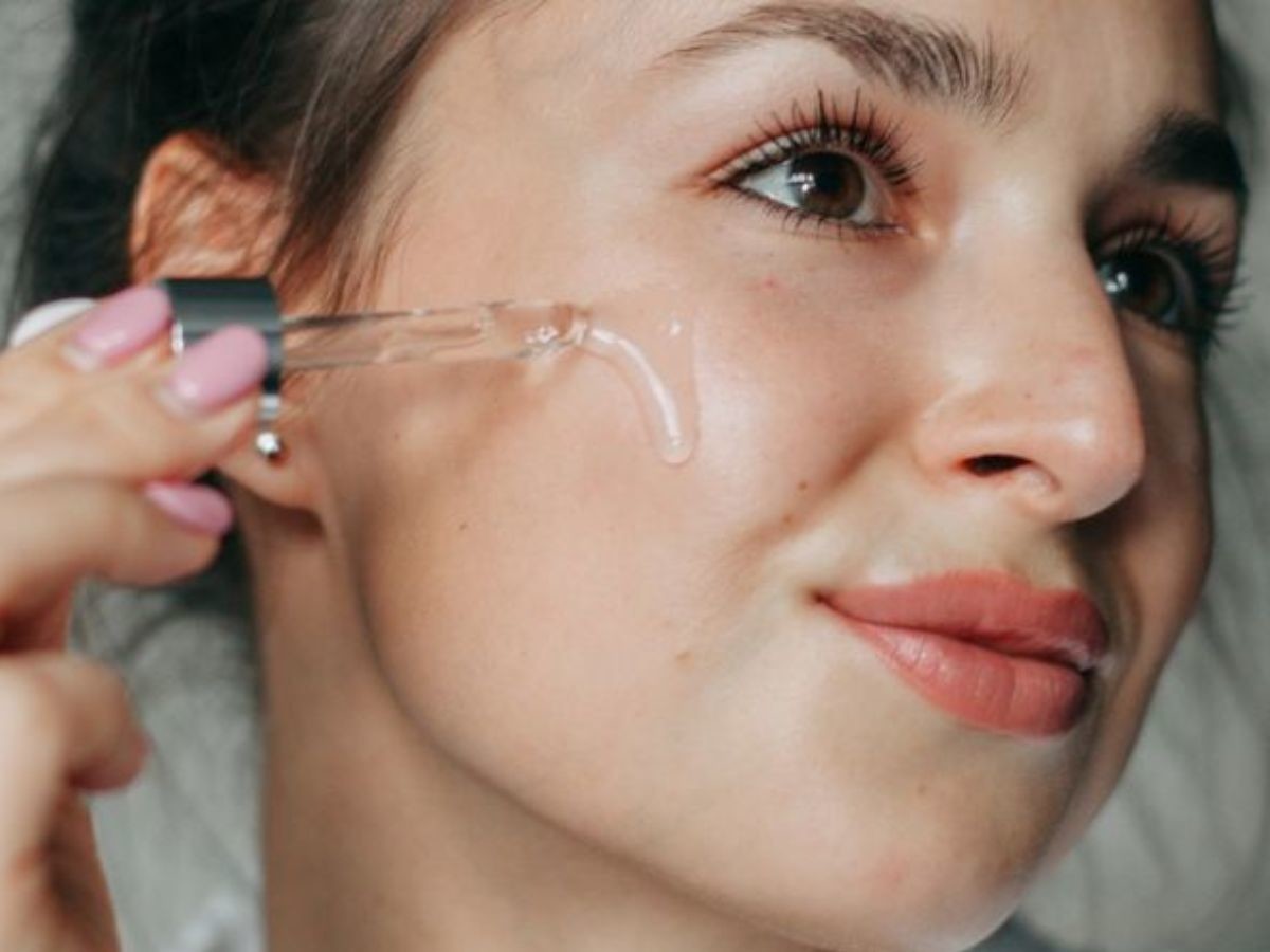 serum intensywnie wygładzające Super Lifting 4D Eveline
