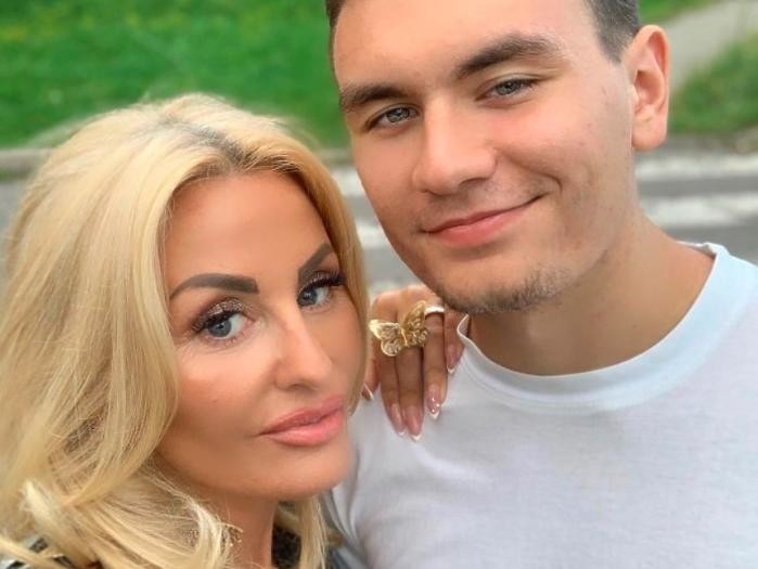 Dagmara Kaźmierska, Conan Kaźmierski "Królowe życia"