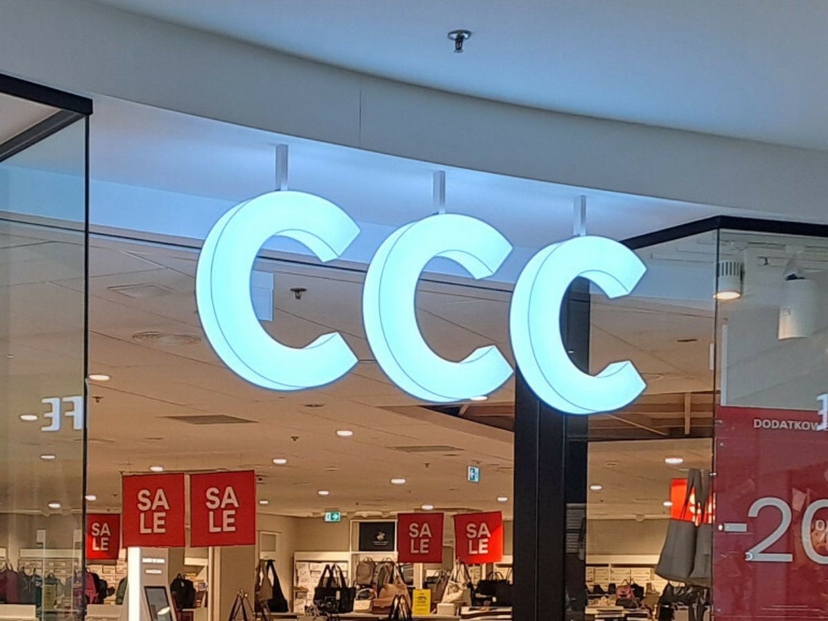 Ta torebka z CCC do złudzenia przypomina Pinko