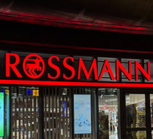 szampon zwiększający objętość włosów z Rossmanna