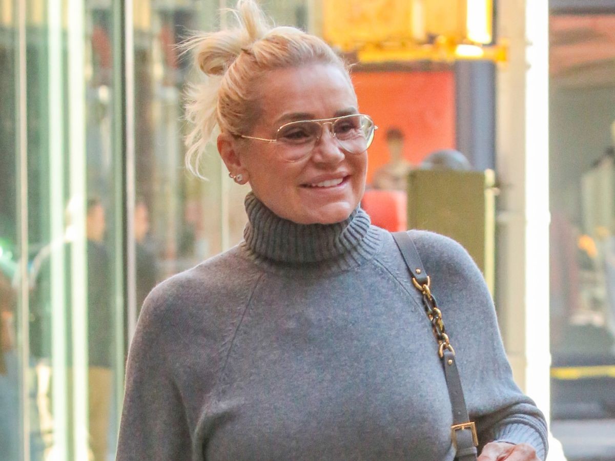 Yolanda Hadid z podróbką Birkin