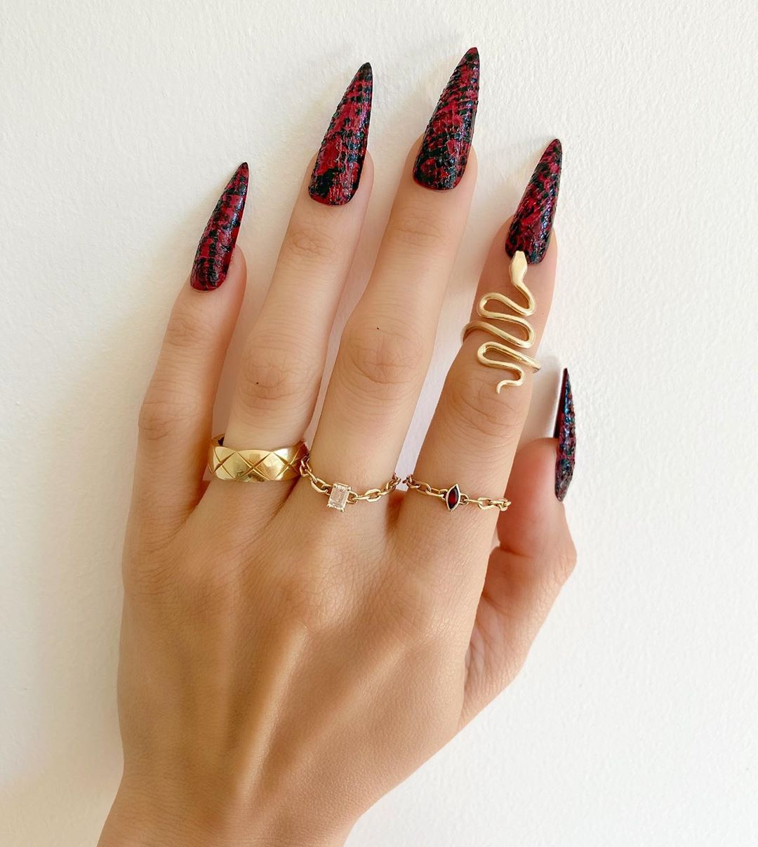 Modne paznokcie - snake skin nails