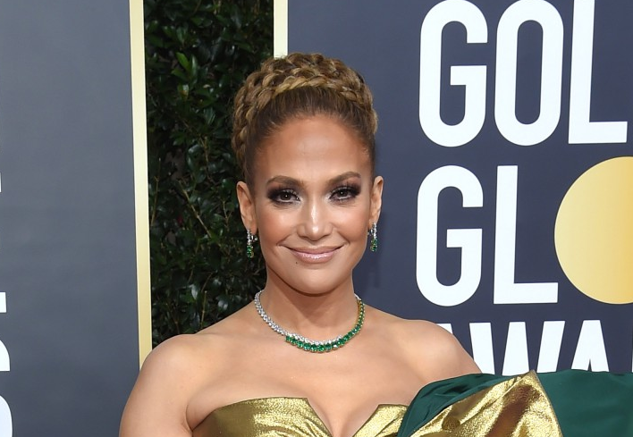 Modowa wpadka Jennifer Lopez na Złotych Globach 2020