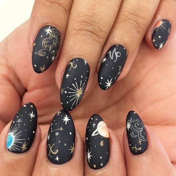 Paznokcie Astology Nails