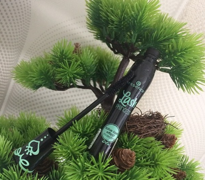 maskara essence lash princess