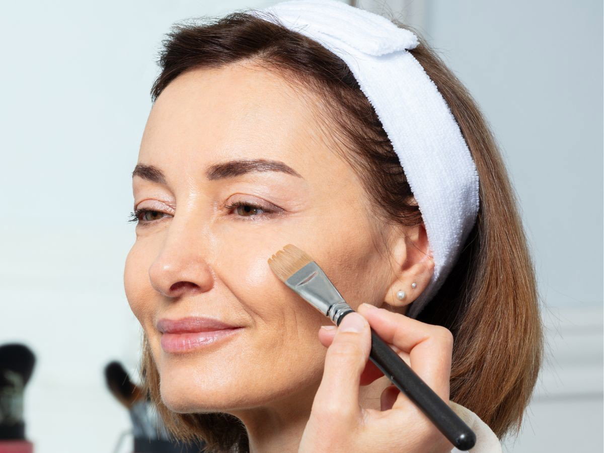 Nawilżająco-ochronny krem do twarzy SPF 50 Eveline Cosmetics (84)