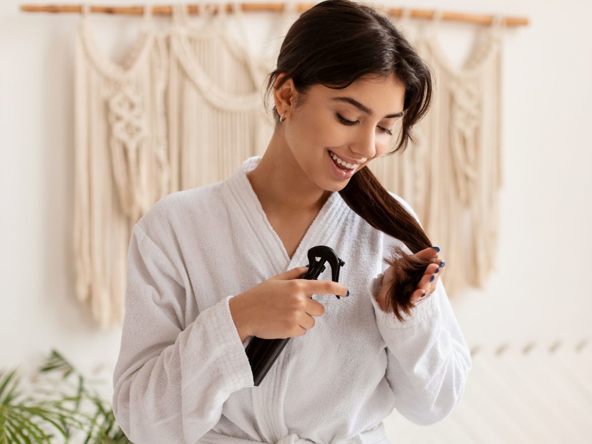 Naturalny spray wygładzający z czerwonymi algami