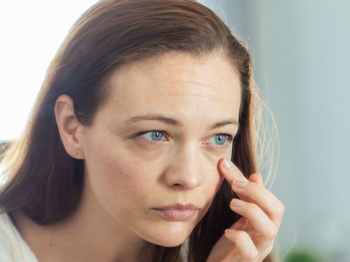Nawilżająco-ochronny krem do twarzy SPF 50 Eveline Cosmetics (18)