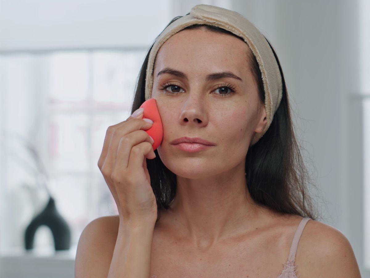 Kremowy bronzer do twarzy