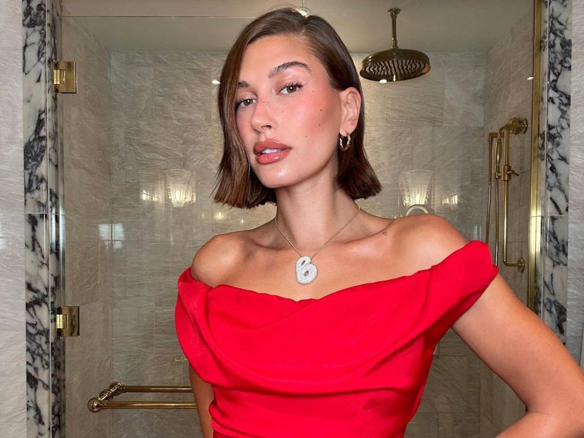 Tomato Girl Makeup w stylu Hailey Bieber