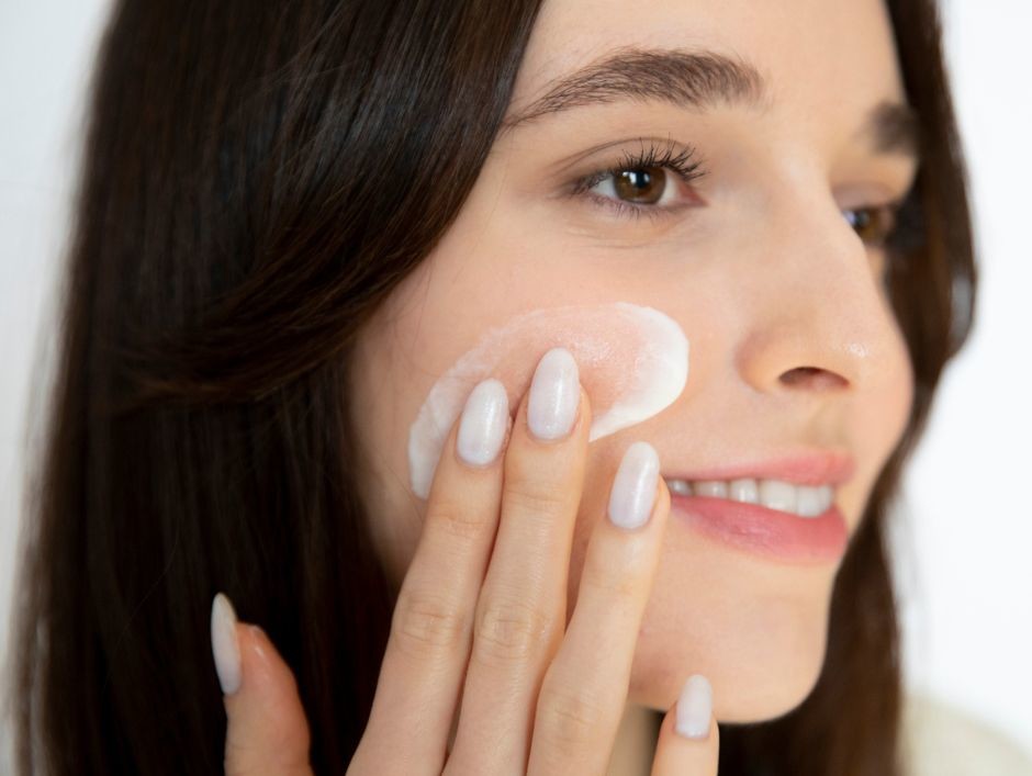 Krem do opalania twarzy SPF30 z apteki